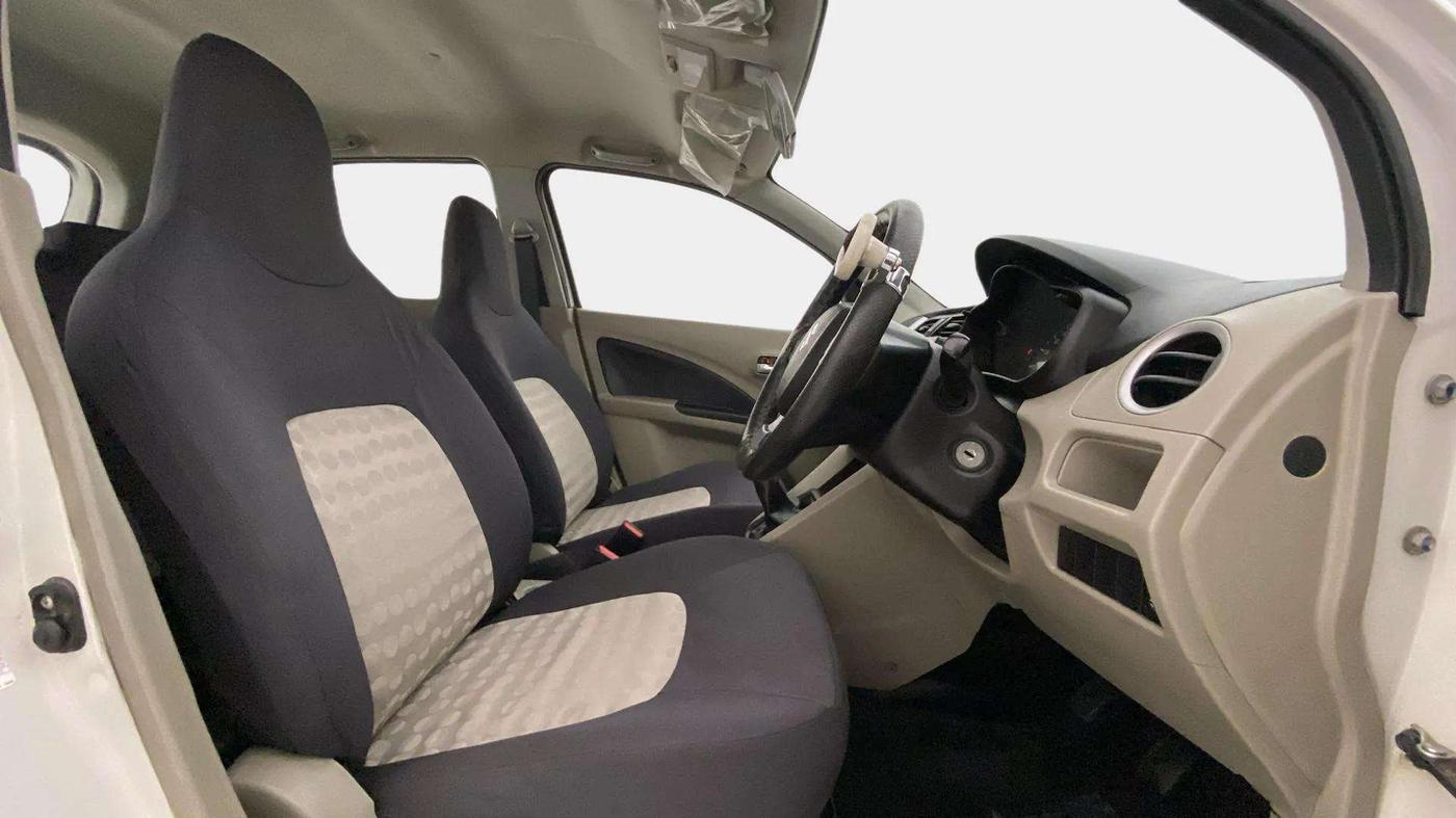 2016 Maruti Celerio VXI, Petrol, Manual, 70,483 km, Right Side Front Door Cabin