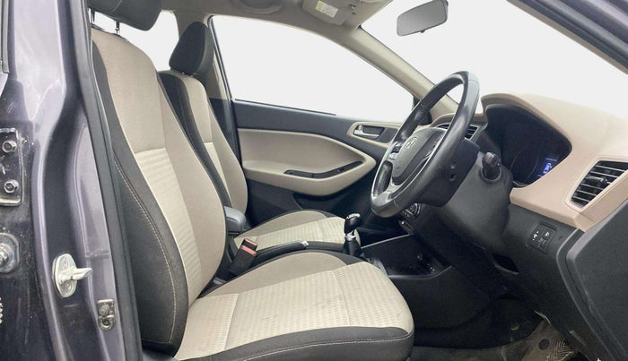 2019 Hyundai Elite i20 ASTA 1.2 (O), Petrol, Manual, 33,890 km, Right Side Front Door Cabin