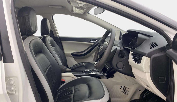 2022 Tata NEXON XZA PLUS DIESEL, Diesel, Automatic, 66,326 km, Right Side Front Door Cabin
