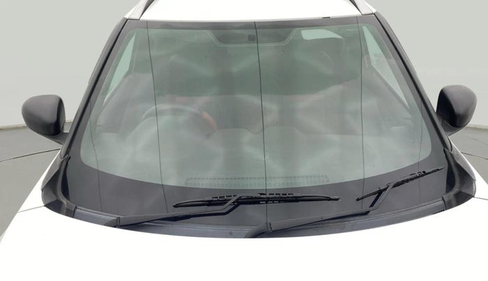 2021 Nissan MAGNITE XE, Petrol, Manual, 21,718 km, Front Windshield