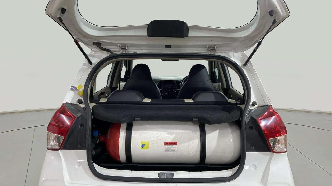 2019 Hyundai NEW SANTRO MAGNA CNG, CNG, Manual, 32,831 km, Boot Inside