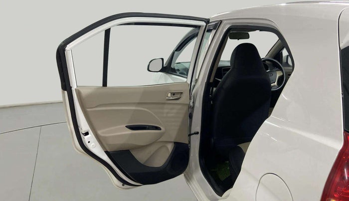 2019 Hyundai NEW SANTRO MAGNA CNG, CNG, Manual, 32,831 km, LHS Rear Door
