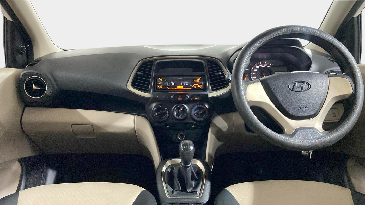 2019 Hyundai NEW SANTRO MAGNA CNG, CNG, Manual, 32,831 km, Dashboard