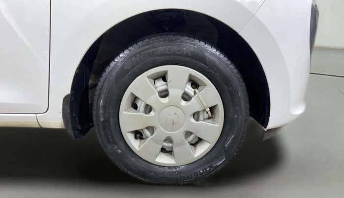 2019 Hyundai NEW SANTRO MAGNA CNG, CNG, Manual, 32,831 km, Right Front Wheel