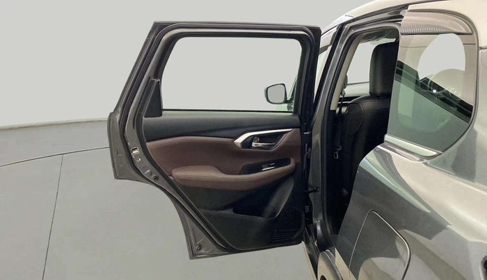 2023 Maruti Grand Vitara ZETA SMART HYBRID, Petrol, Manual, 16,226 km, LHS Rear Door