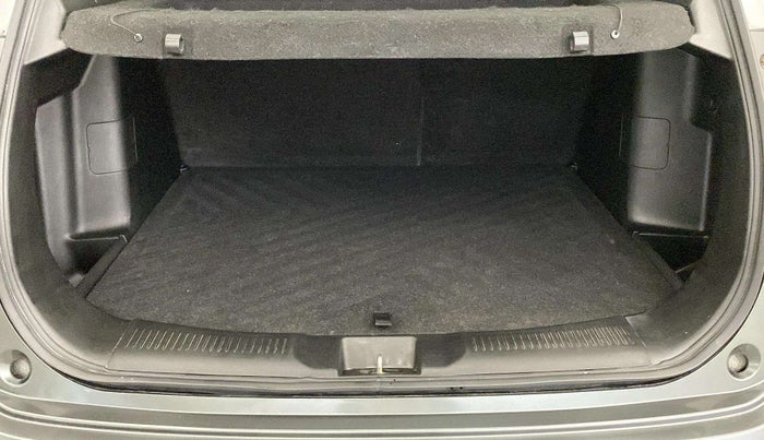 2023 Maruti Grand Vitara ZETA SMART HYBRID, Petrol, Manual, 16,226 km, Boot Inside