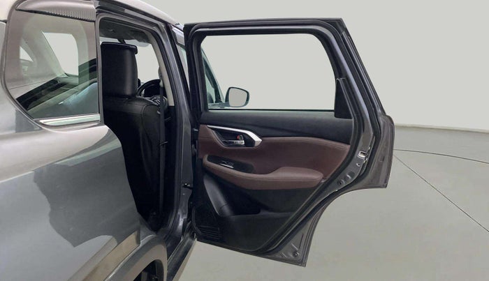 2023 Maruti Grand Vitara ZETA SMART HYBRID, Petrol, Manual, 16,226 km, RHS Rear Door