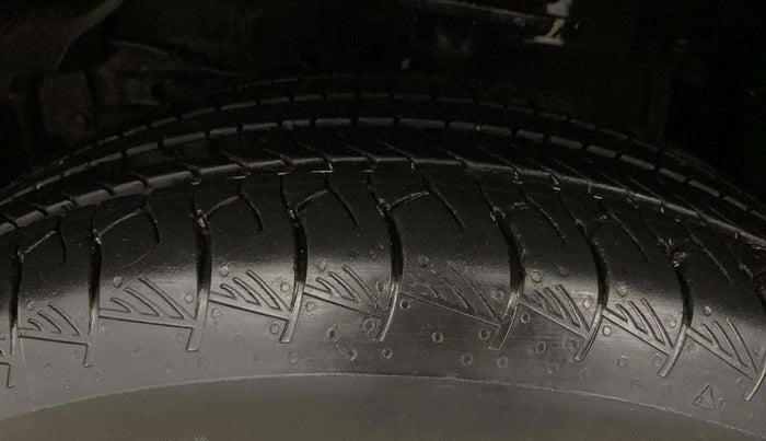 2023 Maruti Grand Vitara ZETA SMART HYBRID, Petrol, Manual, 16,226 km, Left Front Tyre Tread