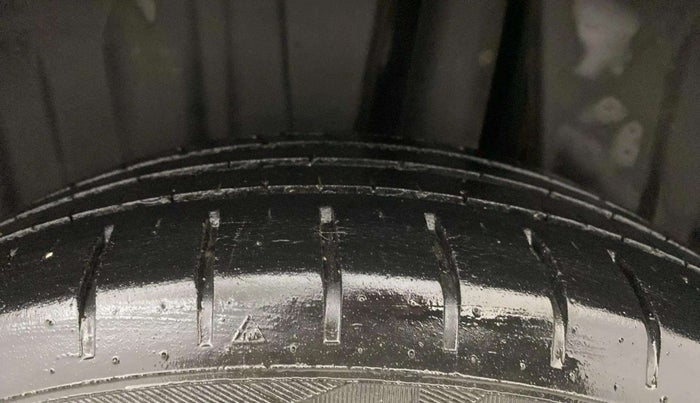 2023 Maruti Baleno  ZETA CNG 1.2L, CNG, Manual, 59,255 km, Left Rear Tyre Tread