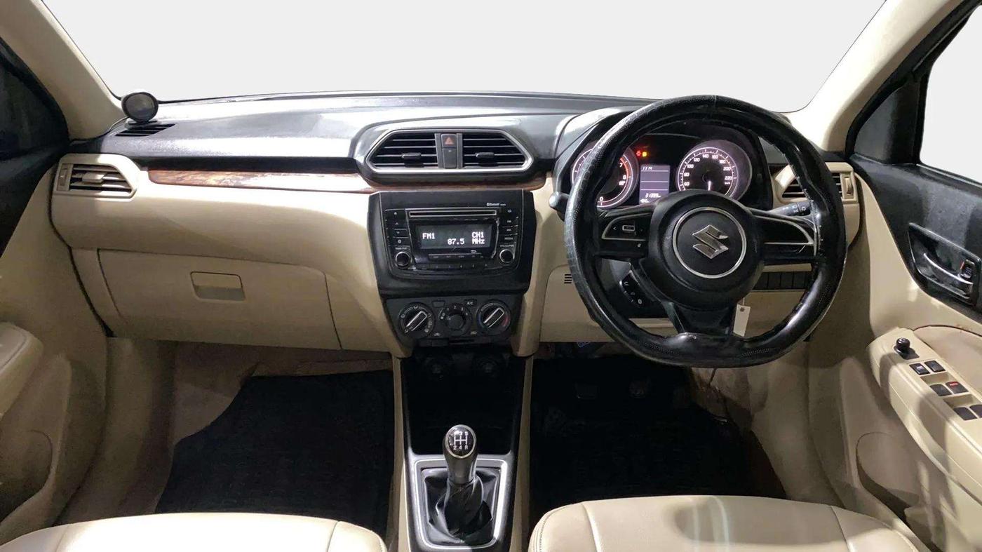 2017 Maruti Dzire VXI, Petrol, Manual, 31,407 km, Dashboard