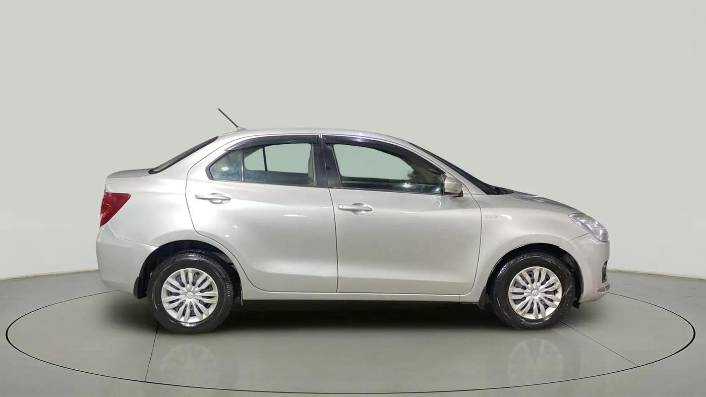 2017 Maruti Dzire VXI, Petrol, Manual, 31,407 km, Right Side View