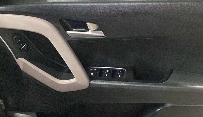 2019 Hyundai Creta SX 1.6 PETROL, Petrol, Manual, 74,834 km, Driver Side Door Panels Control
