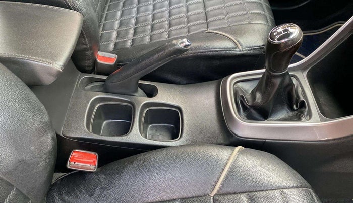2020 Maruti S Cross DELTA 1.5, Petrol, Manual, 22,914 km, Gear Lever