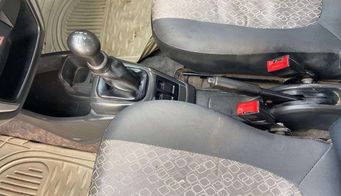 2017 Maruti Alto 800 LXI, Petrol, Manual, 65,693 km, Gear Lever