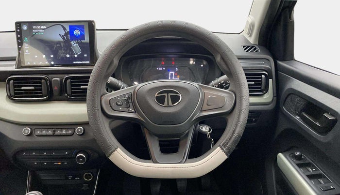 2025 Tata PUNCH ADVENTURE MT, Petrol, Manual, 1,054 km, Steering Wheel Close Up