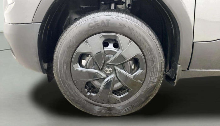 2025 Tata PUNCH ADVENTURE MT, Petrol, Manual, 1,054 km, Left Front Wheel