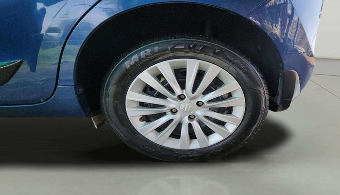 2017 Maruti Baleno DELTA CVT PETROL 1.2, Petrol, Automatic, 52,495 km, Left Rear Wheel