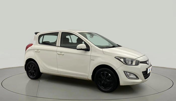 2013 Hyundai i20 SPORTZ 1.2, Petrol, Manual, 33,181 km, Right Front Diagonal