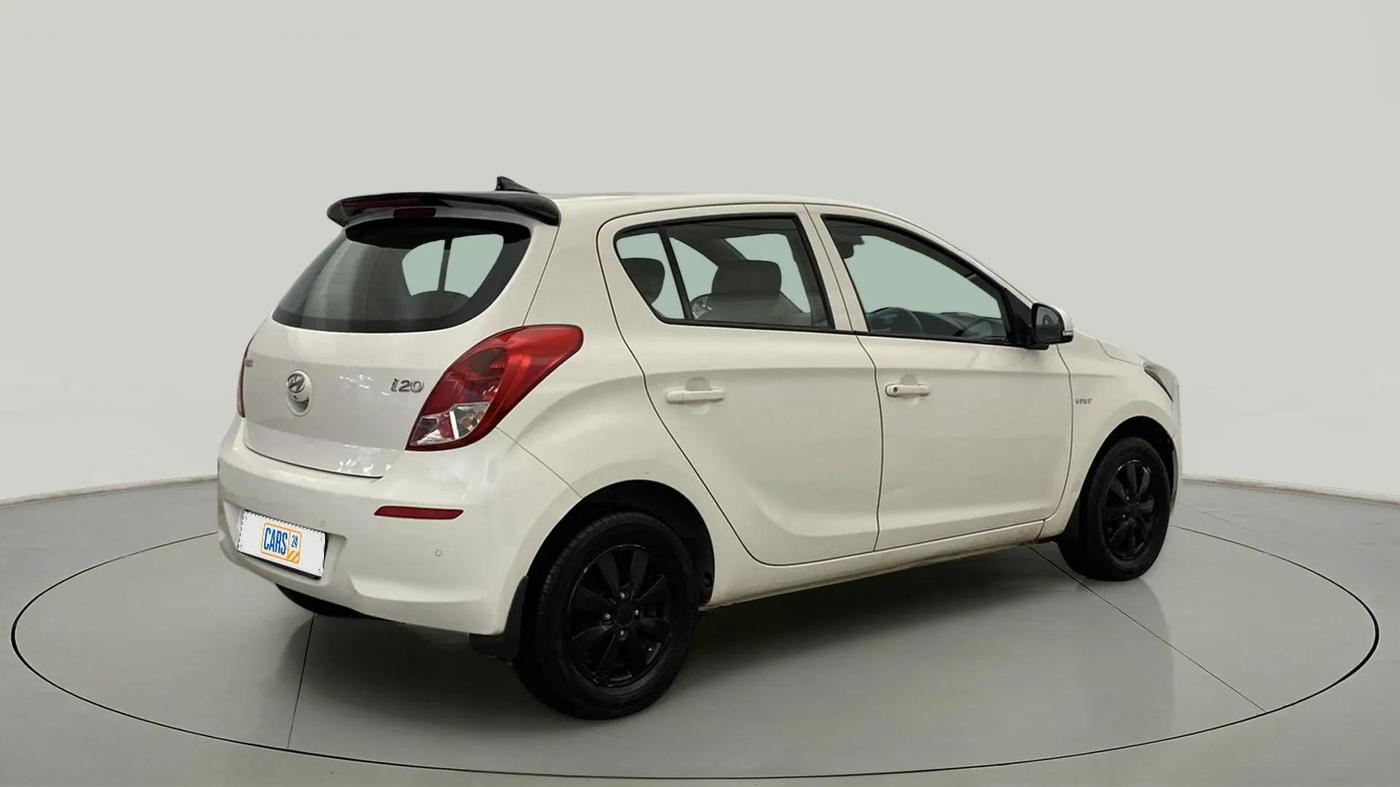 2013 Hyundai i20 SPORTZ 1.2, Petrol, Manual, 33,181 km, Right Back Diagonal