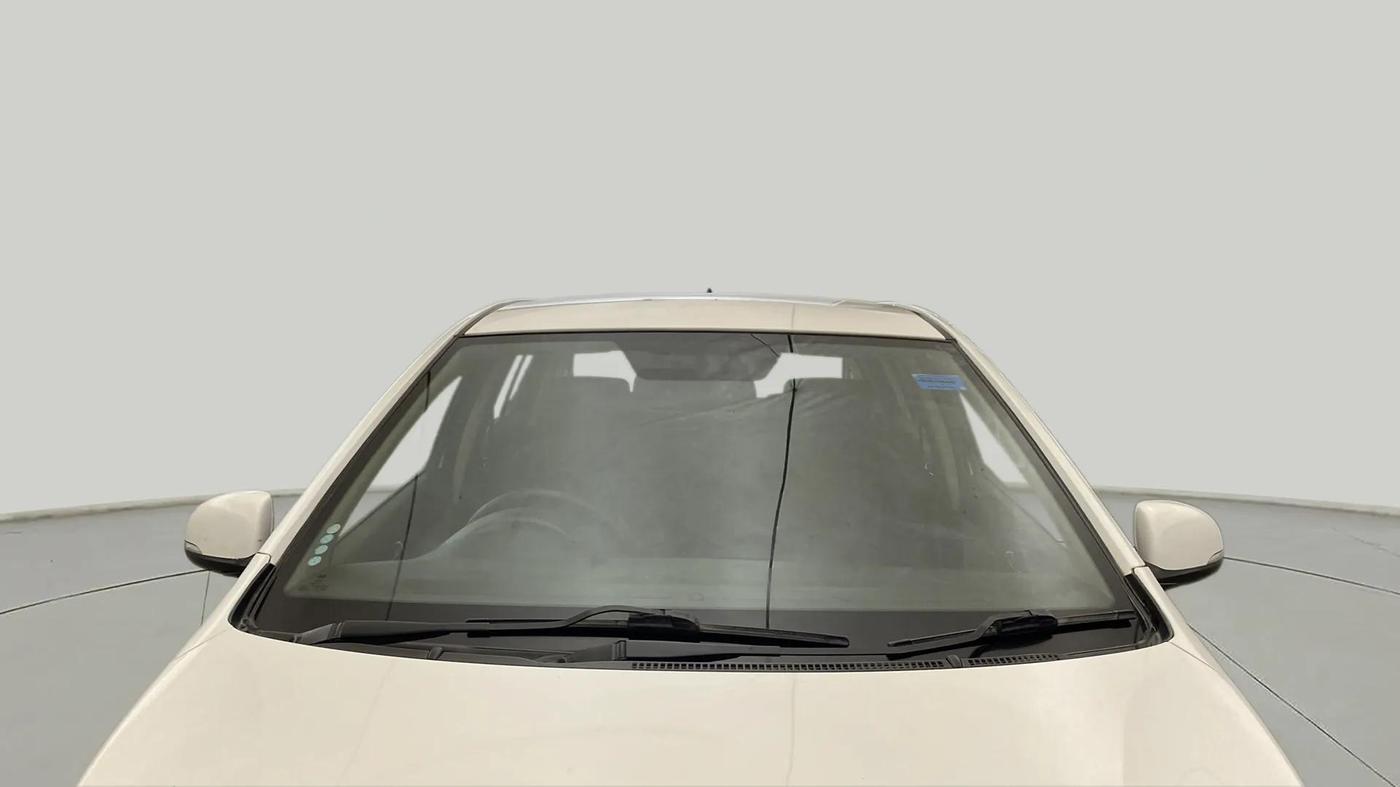 2013 Hyundai i20 SPORTZ 1.2, Petrol, Manual, 33,181 km, Front Windshield