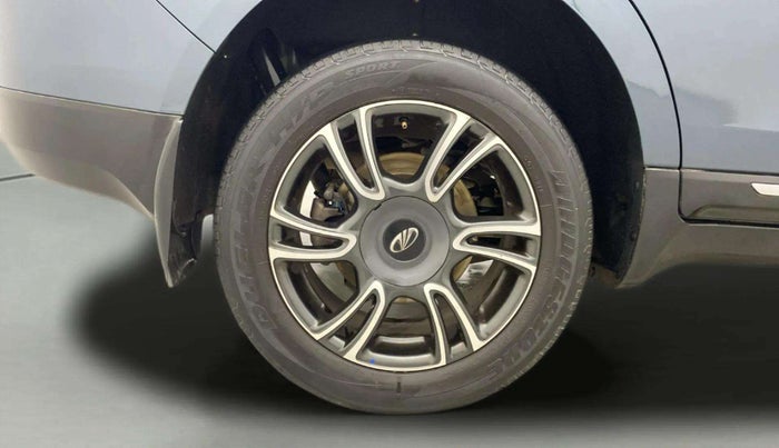 2019 Mahindra MARAZZO M8 7 STR, Diesel, Manual, 44,905 km, Right Rear Wheel