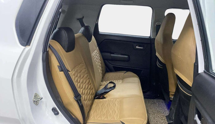 2020 Maruti New Wagon-R VXI 1.2, Petrol, Manual, 22,023 km, Right Side Rear Door Cabin