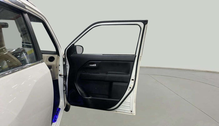 2020 Maruti New Wagon-R VXI 1.2, Petrol, Manual, 22,023 km, RHS Front Door