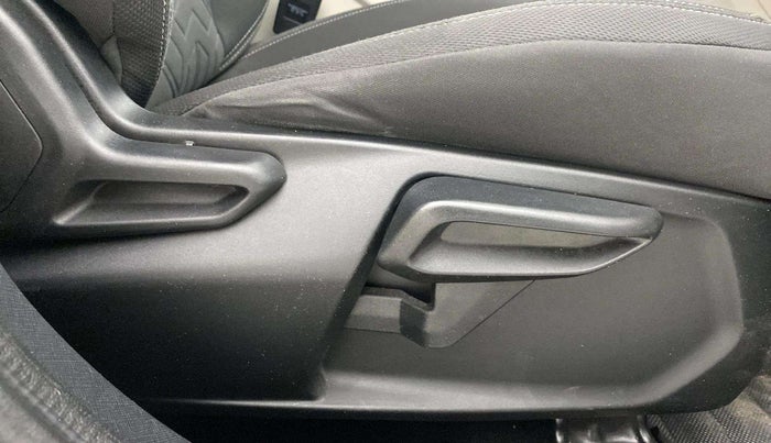 2020 Tata NEXON XZ PLUS PETROL, Petrol, Manual, 26,238 km, Driver Side Adjustment Panel