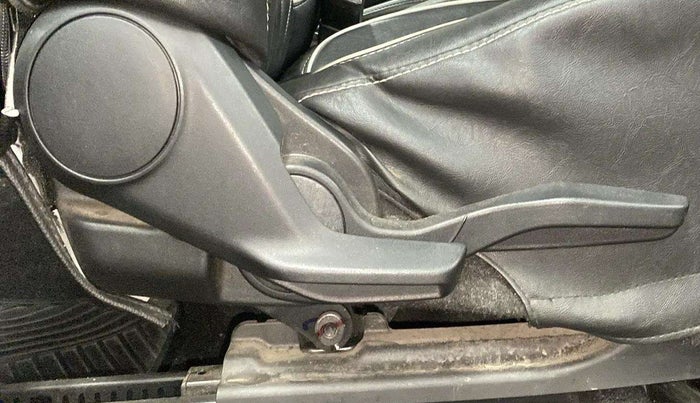 2021 Maruti Baleno ZETA PETROL 1.2, Petrol, Manual, 20,705 km, Driver Side Adjustment Panel