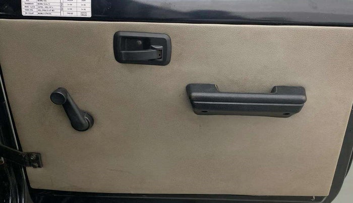 2018 Mahindra Thar CRDE 4X4 AC, Diesel, Manual, 68,043 km, Driver Side Door Panels Control