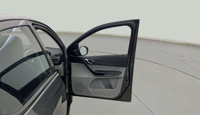 2020 Tata Tiago XZ PETROL, Petrol, Manual, 29,311 km, RHS Front Door