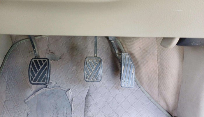 2018 Maruti Dzire ZDI, Diesel, Manual, 86,234 km, Pedals