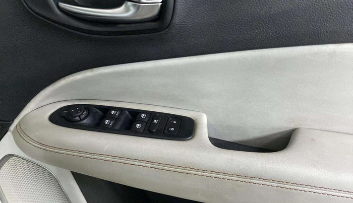 2018 Jeep Compass LIMITED 1.4 PETROL AT, Petrol, Automatic, 17,924 km, Driver Side Door Panels Control