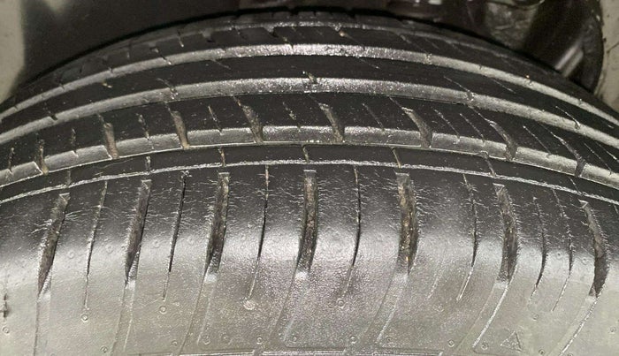 2020 Tata Harrier XZA PLUS 2.0L, Diesel, Automatic, 45,068 km, Right Rear Tyre Tread