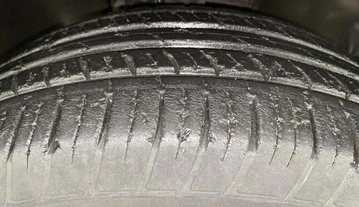 2020 Tata Harrier XZA PLUS 2.0L, Diesel, Automatic, 45,068 km, Right Front Tyre Tread