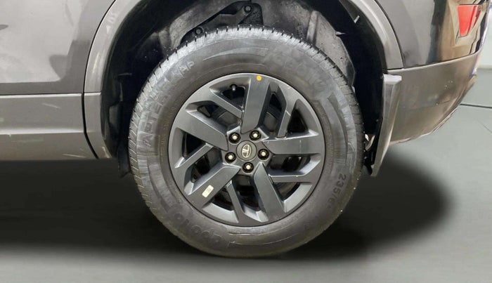 2020 Tata Harrier XZA PLUS 2.0L, Diesel, Automatic, 45,068 km, Left Rear Wheel