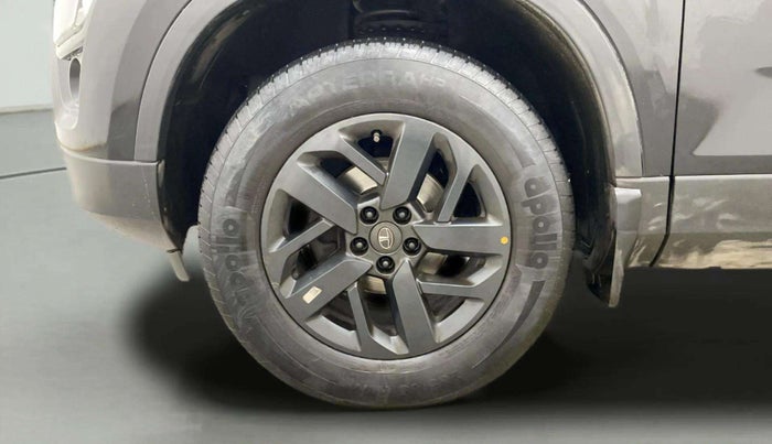 2020 Tata Harrier XZA PLUS 2.0L, Diesel, Automatic, 45,068 km, Left Front Wheel