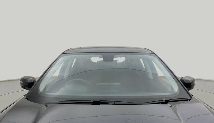 2020 Tata Harrier XZA PLUS 2.0L, Diesel, Automatic, 45,068 km, Front Windshield