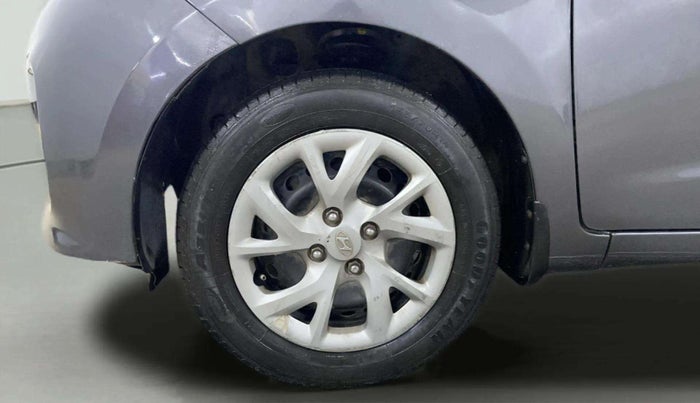 2017 Hyundai Grand i10 MAGNA 1.2 KAPPA VTVT, CNG, Manual, 85,507 km, Left Front Wheel