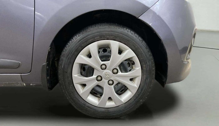 2014 Hyundai Grand i10 SPORTZ 1.2 KAPPA VTVT, Petrol, Manual, 20,932 km, Right Front Wheel
