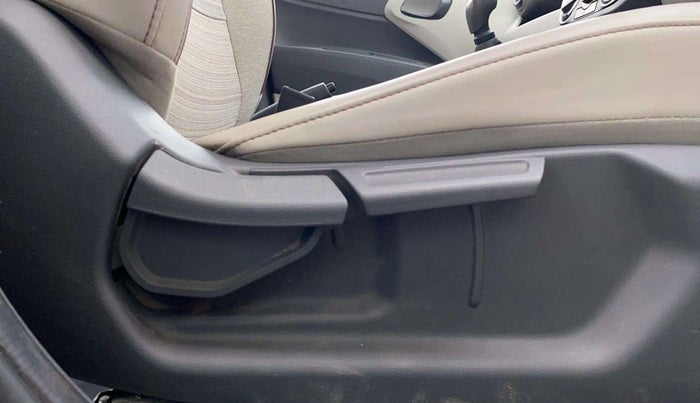 2020 Hyundai AURA S 1.2, Petrol, Manual, 30,047 km, Driver Side Adjustment Panel