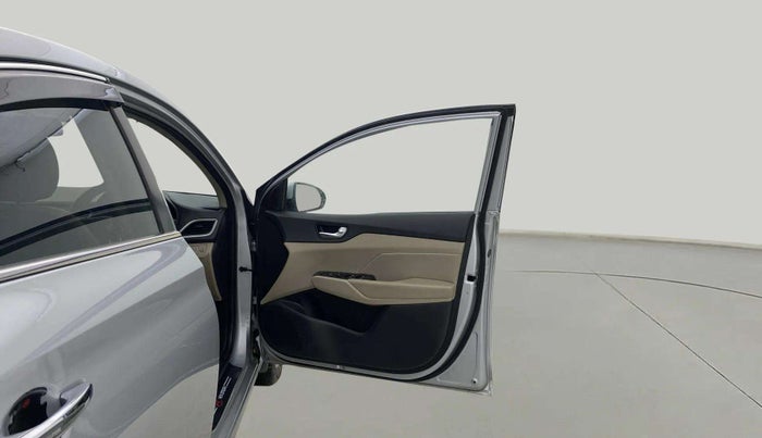 2019 Hyundai Verna 1.6 VTVT SX (O) AT, Petrol, Automatic, 1,00,603 km, RHS Front Door