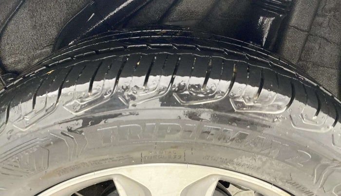 2019 Hyundai Verna 1.6 VTVT SX (O) AT, Petrol, Automatic, 1,00,603 km, Left Rear Tyre Tread