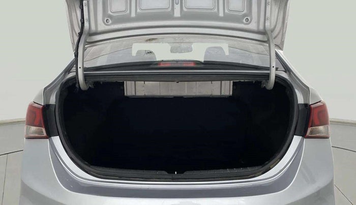 2019 Hyundai Verna 1.6 VTVT SX (O) AT, Petrol, Automatic, 1,00,603 km, Boot Open Zoomed View