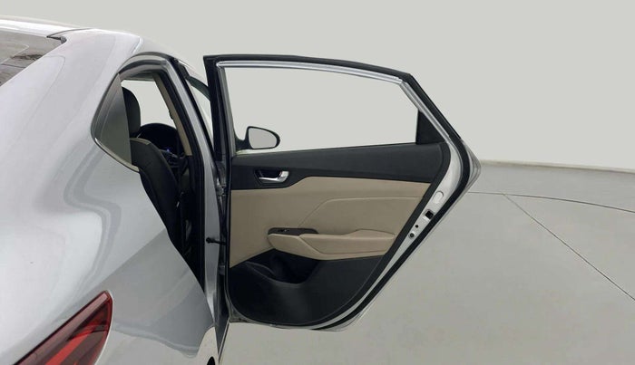 2019 Hyundai Verna 1.6 VTVT SX (O) AT, Petrol, Automatic, 1,00,603 km, RHS Rear Door