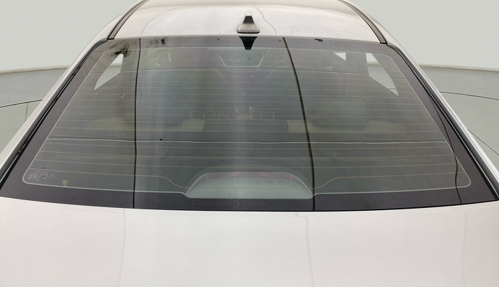 2019 Hyundai Verna 1.6 VTVT SX (O) AT, Petrol, Automatic, 1,00,603 km, Rear Windshield