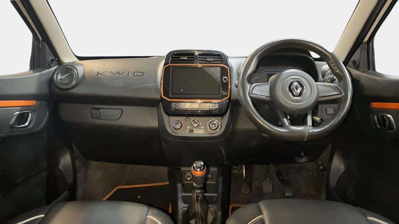2021 Renault Kwid CLIMBER 1.0 (O), Petrol, Manual, 51,813 km, Dashboard