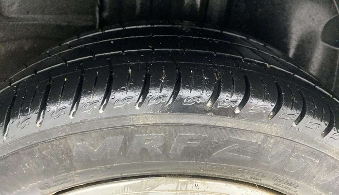 2021 Tata ALTROZ XM PLUS PETROL, Petrol, Manual, 46,077 km, Left Rear Tyre Tread
