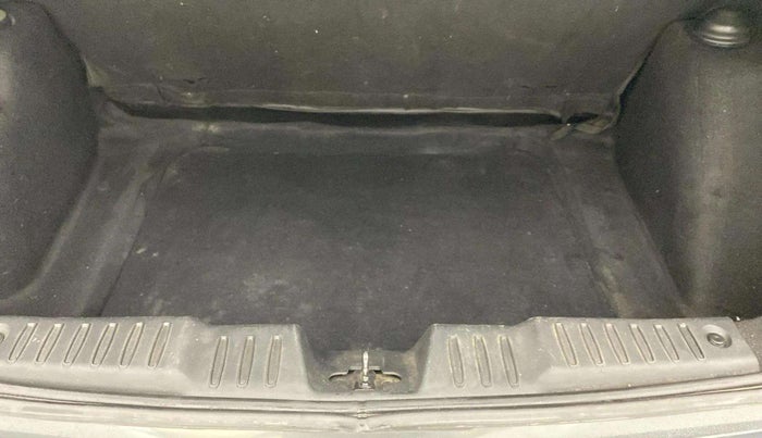 2021 Tata ALTROZ XM PLUS PETROL, Petrol, Manual, 46,077 km, Boot Inside