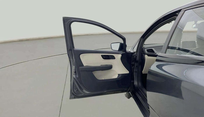 2021 Tata ALTROZ XM PLUS PETROL, Petrol, Manual, 46,077 km, LHS Front Door